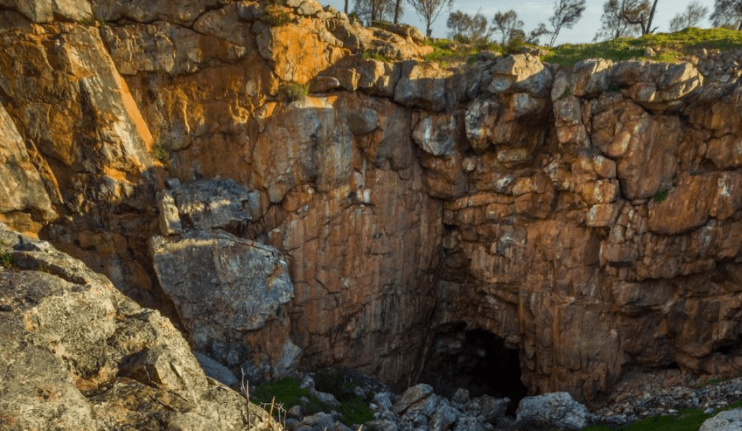 Watheroo Walk Trails: Jingemia Cave